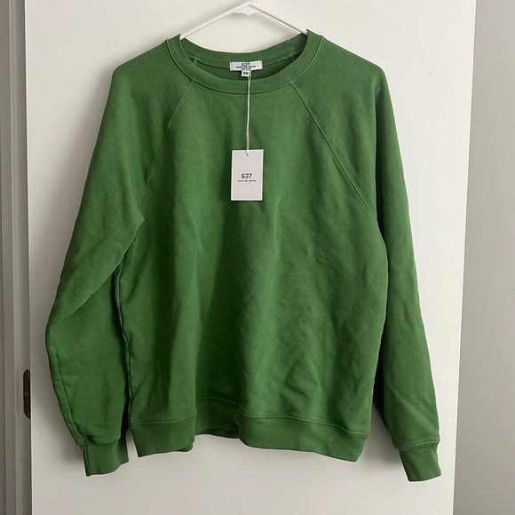 SIXTHREESEVEN Tops - SIXTHREESEVEN raglan crewneck sweatshirt